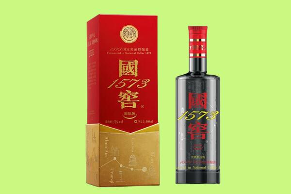 鸡西市虎林回收国窖1573.jpg